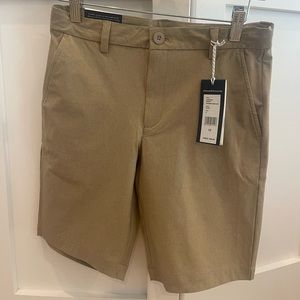 Boys Vineyard Vines breaker khaki shorts. NWT, smoke free home. Size 12.